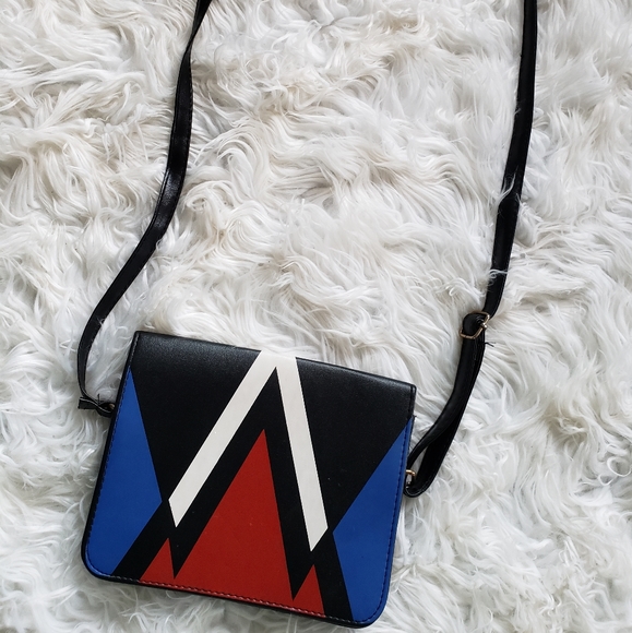 🎉HP! Don't Cross me, Crossbody - Picture 2 of 3